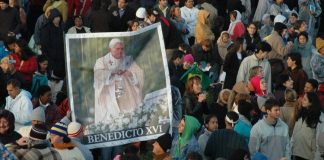 Bento XVI/Óbito: Esperadas 35 mil pessoas no velório e 60 mil no funeral