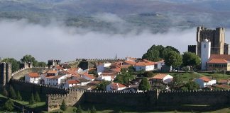 Bragança, Castelo Branco, Arganil, Oliveira do Hospital, Mira e Bombarral isenta todas as empresas do concelho da taxa de derrama