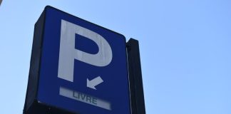 Estacionamento e transportes públicos vão ser mais digitais