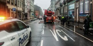 Mau Tempo: Rua da Constituição no Porto cortada ao trânsito para trabalhos de segurança