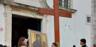 Símbolos da Jornada Mundial da Juventude chegam domingo a Coimbra e são recebidos na Câmara