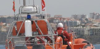 Jovem de 17 anos desaparecida no mar no Algarve