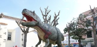 Lourinhã quer levar turistas à mostra urbana de dinossauros