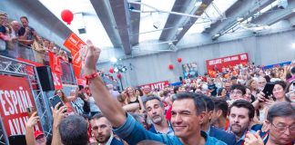 Espanha/Eleições: PSOE lidera com mais de metade dos votos contados