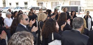 Bastonária da Ordem dos Advogados questiona se ministério conhece a Justiça