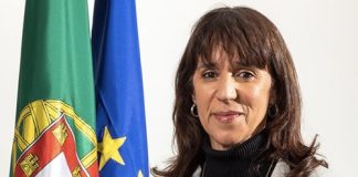 Ministra da Defesa diz que tem sido dada “muitissima atenção” ao combate à corrupçao