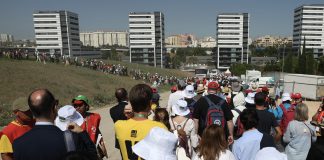 JMJ: Milhares de peregrinos começaram a deixar Parque Tejo antes de terminar missa