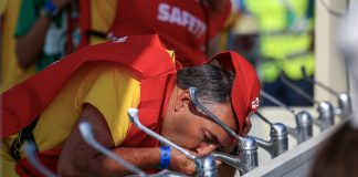 JMJ: Jovens “desesperam” para encher garrafas de água para suportar altas temperaturas