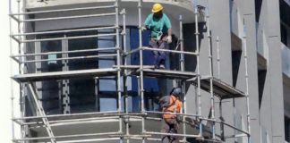 Trabalhadores da construção exigem aumentos de 200 euros e ameaçam com greve