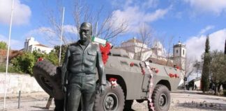 25 Abril: Ameaça a Salgueiro Maia prometia “muitas cabeças de capitães penduradas nos candeeiros”