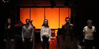 Teatro da Rainha estreia peça “Às duas horas da manhã” de Falk Richter