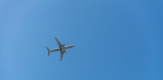 Avião militar despenhou-se no centro da Rússia com 15 pessoas a bordo