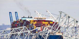Navio que colidiu com ponte de Baltimore transportava químicos perigosos