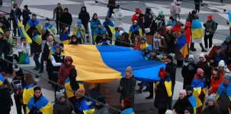 Ucrânia: Ajuda dos EUA “salvará milhares e milhares de vidas” – Zelensky