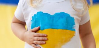 Ucrânia: Moscovo e Kiev acordam trocar 48 crianças deslocadas pela guerra