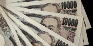 Iene volta a subir depois de ter atingido mínimo em 34 anos em relação ao dólar