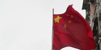 Ucrânia: China nega pressão sobre outros países para evitarem participar na cimeira de paz