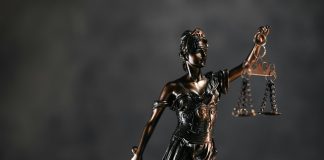 Sindicato dos Oficiais de Justiça marca greve por tempo indeterminado