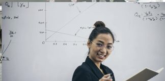 Mais de 5.000 candidatos ao novo concurso de professores para escolas carenciadas