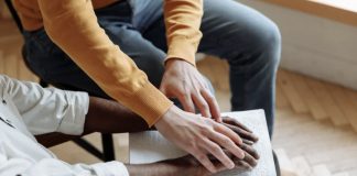 Universidades juntam-se à Santa Casa para promover emprego de pessoas com deficiência