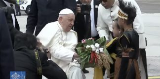 Papa Francisco chega à Indonésia, país com mais muçulmanos do mundo