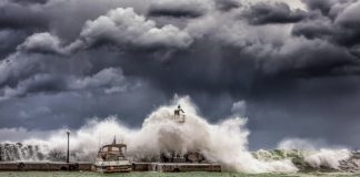 Tsunami atinge Kamchatka e norte do Japão após sismo de 8.8