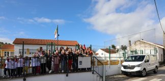 Câmara de Santarém entrega nova viatura de transporte escolar à Freguesia de Abrã