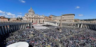 Óbito/Papa: Cerca de 250.000 pessoas no funeral de Francisco