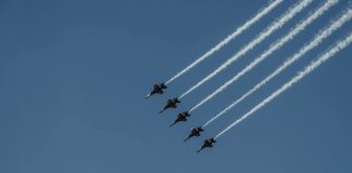 Caças britânicos intercetam aviões russos junto do espaço aéreo da NATO