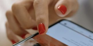 Aplicação de encontros sofre ataque e expõe 72 mil imagens privadas