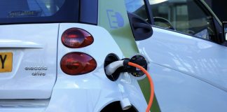 Governo aprova novas regras para carregamento de veículos elétricos: o que muda?