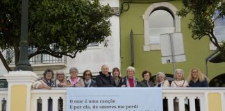 Poemas da autoria de seniores do Concelho em exposição nas ruas da Cidade