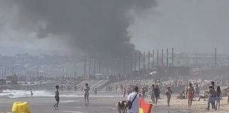 Incêndio destrói bar de praia na Costa da Caparica